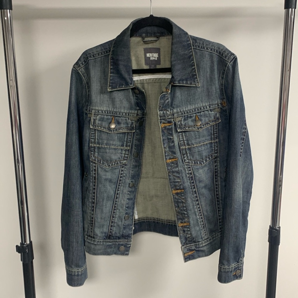 Vintage Heritage 1981 100% Cotton Distressed Like New Jean Jacket Size L